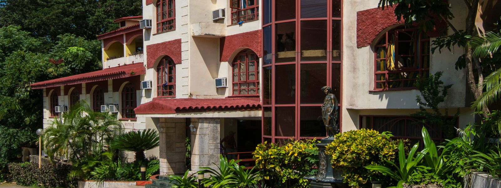 Hotel La Habana Hotel El Bosque  Oficial